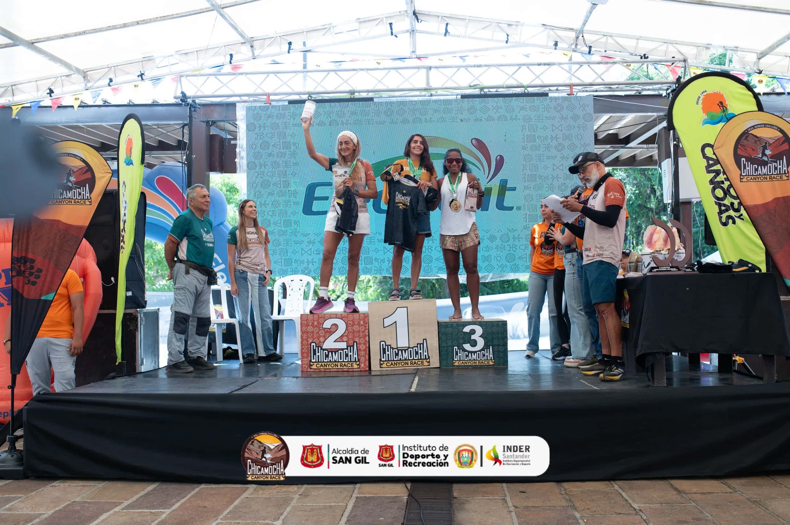 Women’s podium on the awards stage